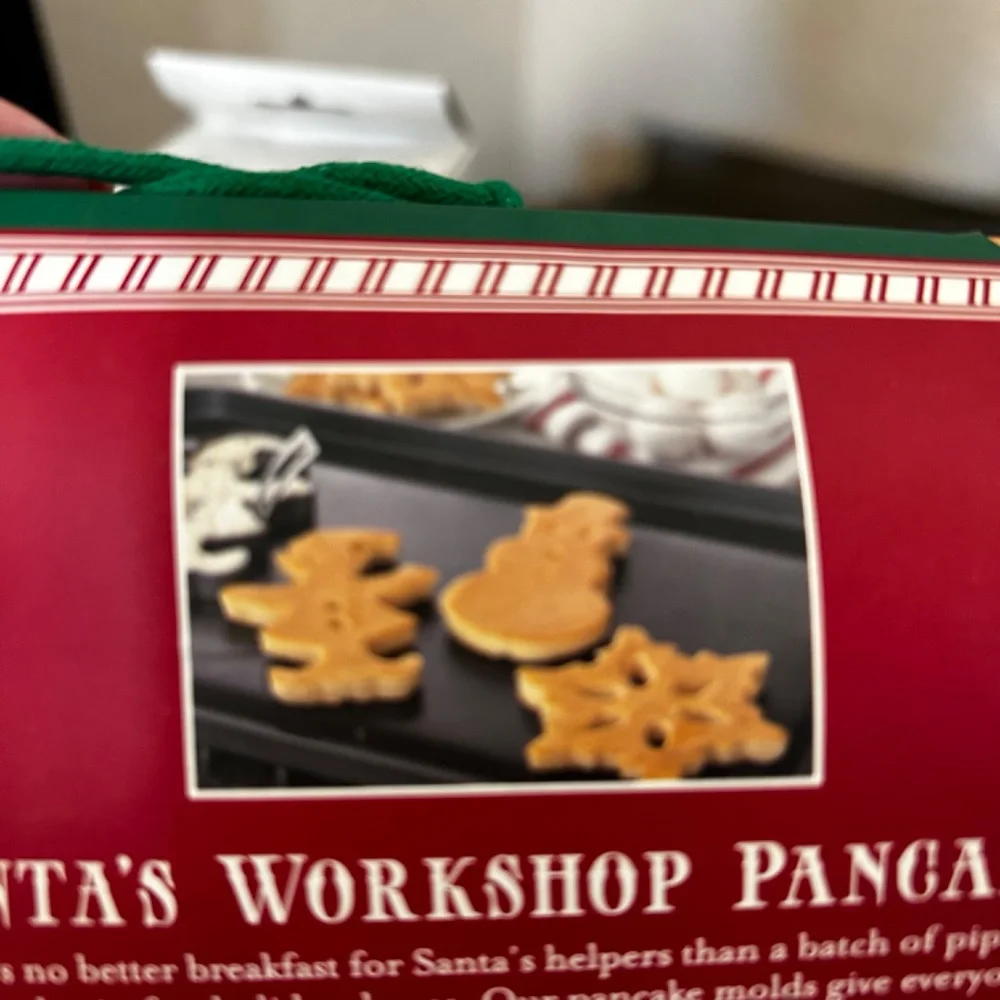 Williams Sonoma Santa Workshop Pancake Molds. Set of 3. NWT